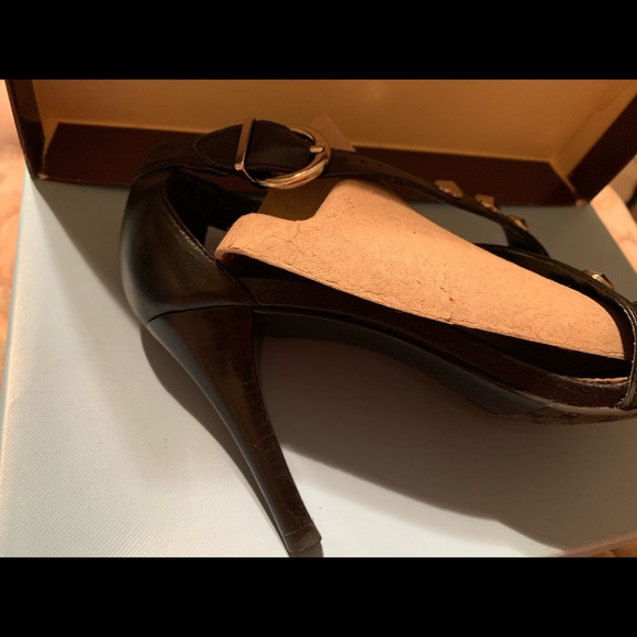 Antonio Melani Heels 7.5 - Picture 3 of 3